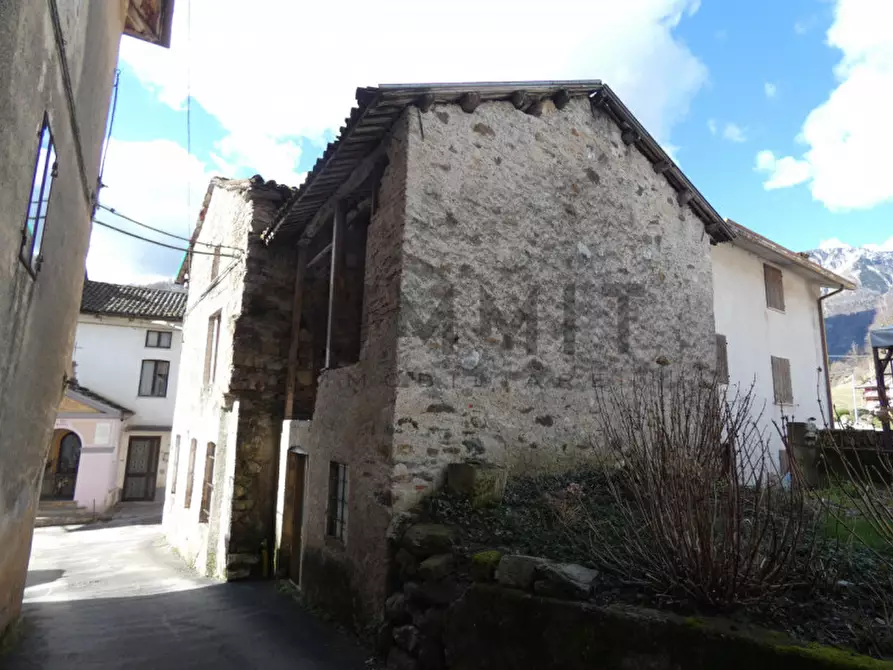 Immagine 6 di Rustico / casale in vendita  a Valli Del Pasubio