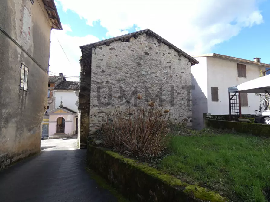 Immagine 7 di Rustico / casale in vendita  a Valli Del Pasubio