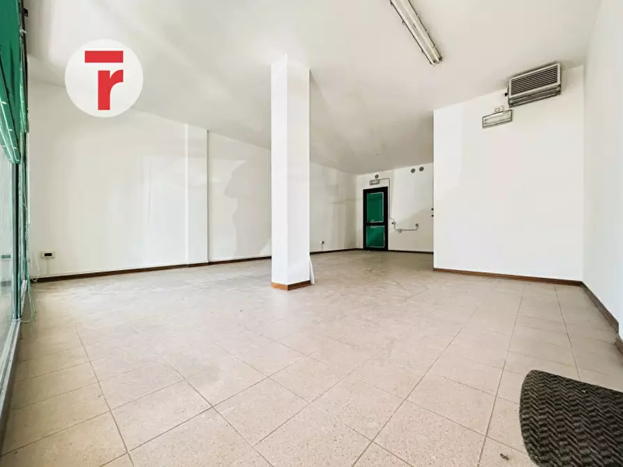 Immagine 4 di Negozio in vendita  in Via Armando Diaz a Vigonza