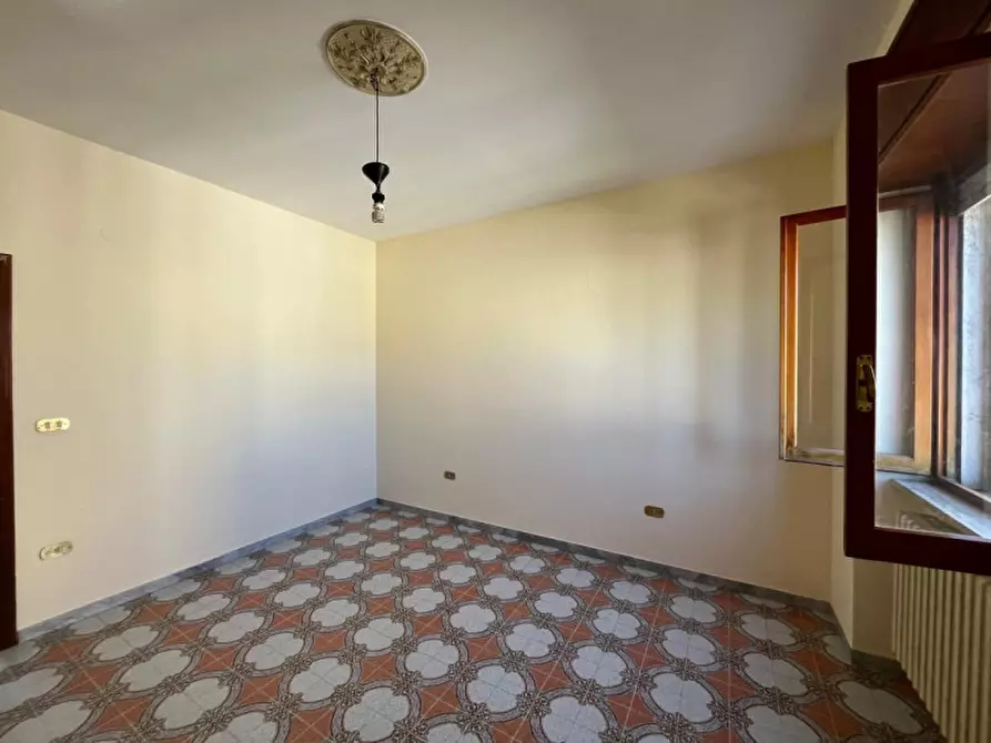 Immagine 2 di Appartamento in vendita  in Via Alessandro Volta a Parabita