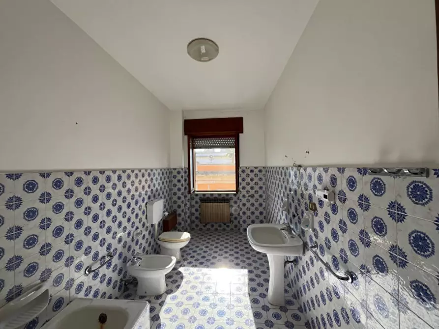 Immagine 5 di Appartamento in vendita  in Via Alessandro Volta a Parabita