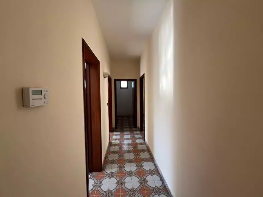 Immagine 10 di Appartamento in vendita  in Via Alessandro Volta a Parabita