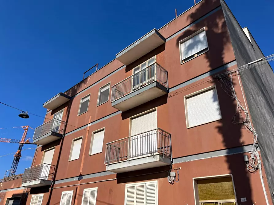 Immagine 14 di Appartamento in vendita  in Via Alessandro Volta a Parabita