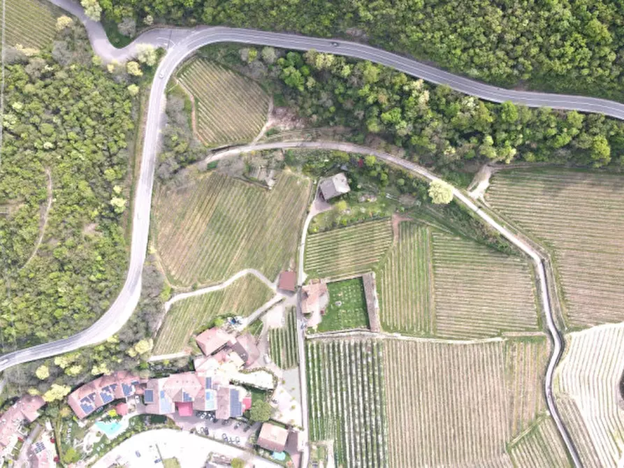 Immagine 16 di Terreno in vendita  in Via Castel Firmiano - Sigmundskroner Straße a Appiano Sulla Strada Del Vino .Eppan An Der.