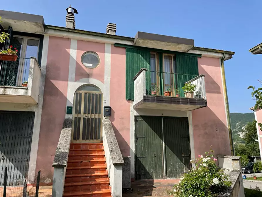 Immagine 1 di Appartamento in vendita  in C.da Pergola a Marsico Nuovo