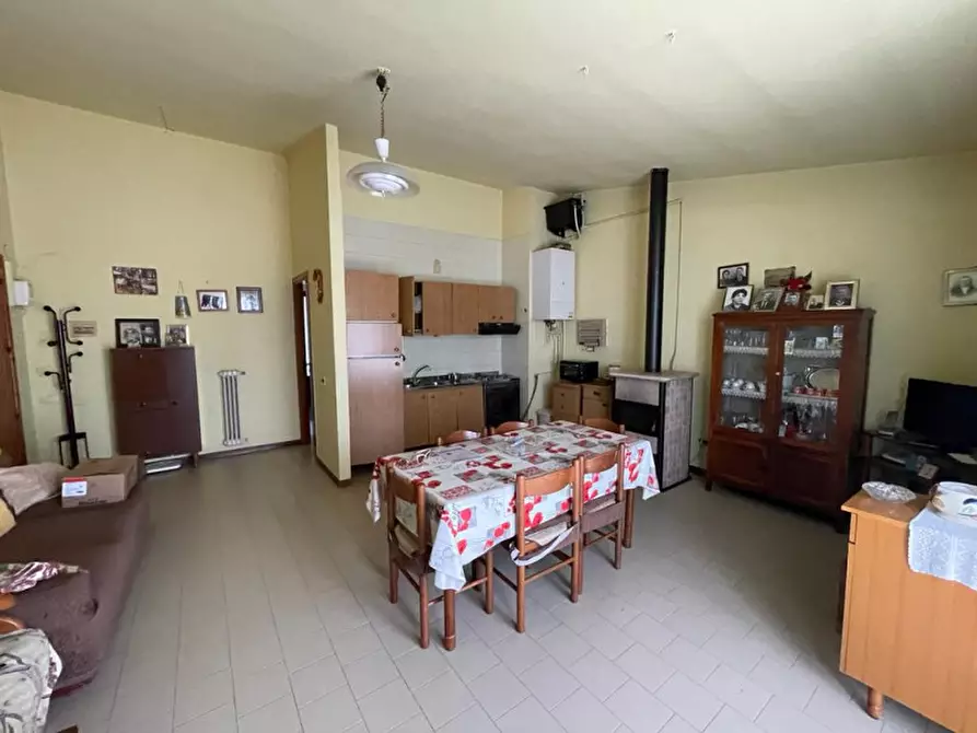 Immagine 2 di Appartamento in vendita  in C.da Pergola a Marsico Nuovo