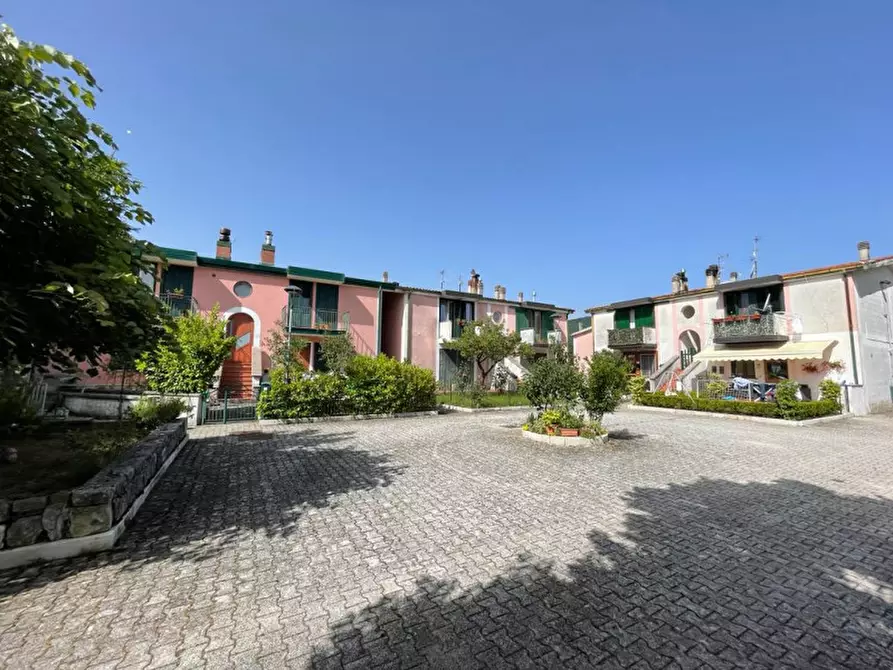 Immagine 3 di Appartamento in vendita  in C.da Pergola a Marsico Nuovo