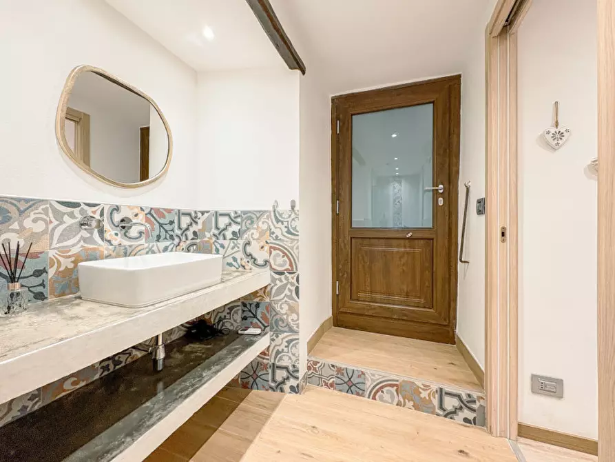 Immagine 18 di Appartamento in vendita  in Via Gino Fara Forni 13 a Pettenasco