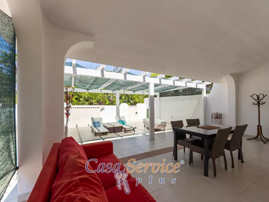 Immagine 2 di Villa in vendita  in Via del Glicine a Gallipoli