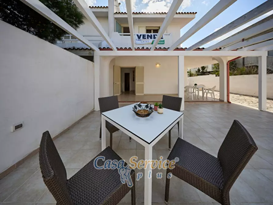 Immagine 10 di Villa in vendita  in Via del Glicine a Gallipoli