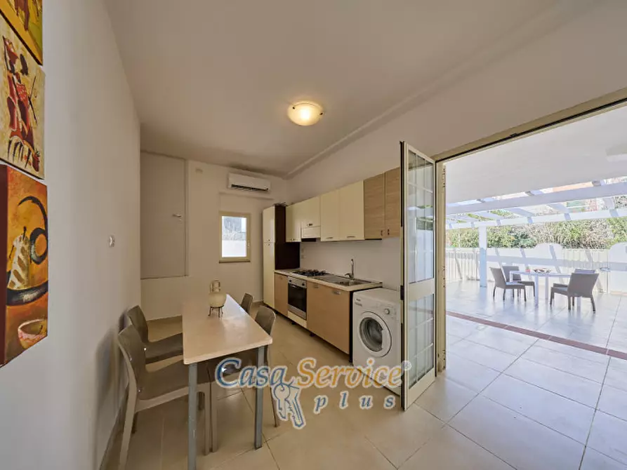 Immagine 14 di Villa in vendita  in Via del Glicine a Gallipoli