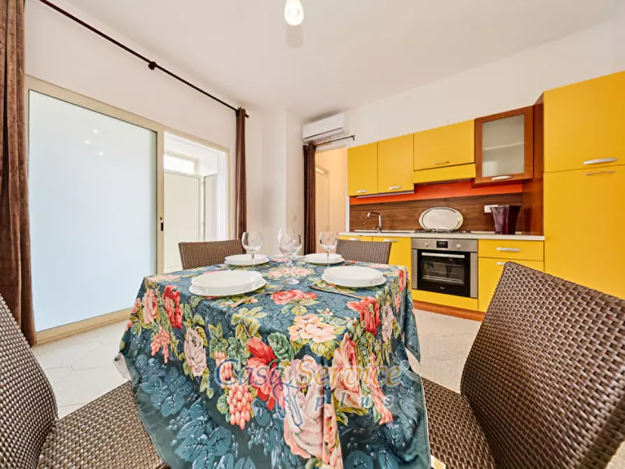 Immagine 25 di Villa in vendita  in Via del Glicine a Gallipoli