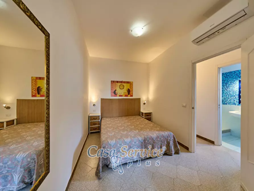 Immagine 30 di Villa in vendita  in Via del Glicine a Gallipoli