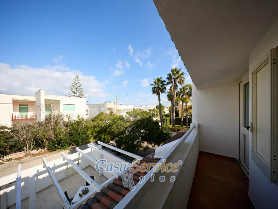 Immagine 41 di Villa in vendita  in Via del Glicine a Gallipoli