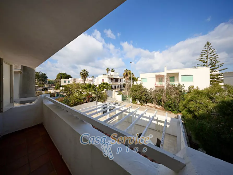 Immagine 43 di Villa in vendita  in Via del Glicine a Gallipoli