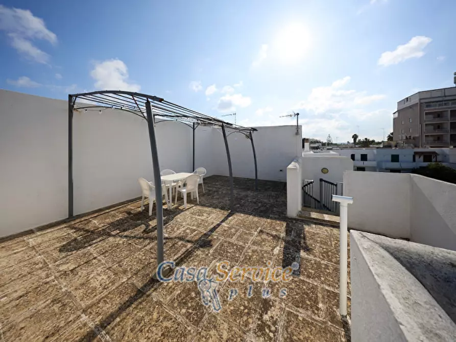 Immagine 47 di Villa in vendita  in Via del Glicine a Gallipoli