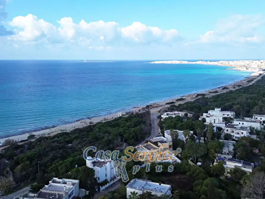 Immagine 50 di Villa in vendita  in Via del Glicine a Gallipoli