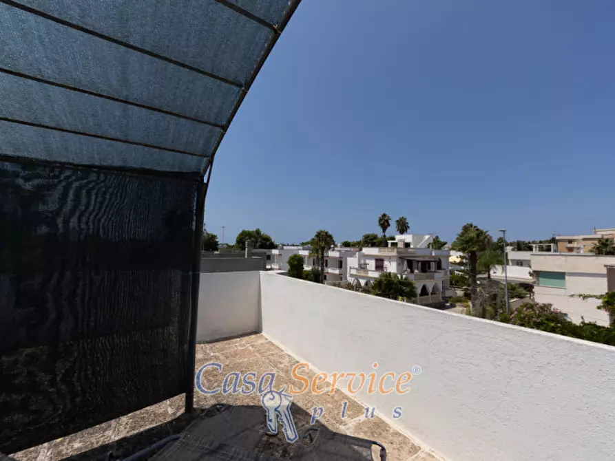 Immagine 65 di Villa in vendita  in Via del Glicine a Gallipoli