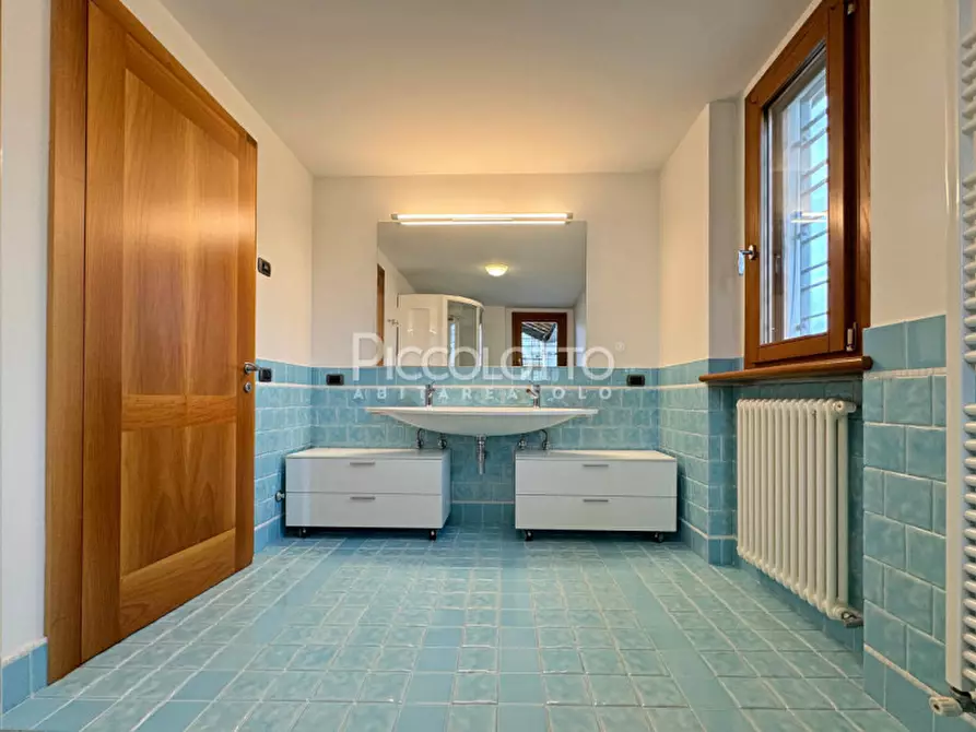 Immagine 20 di Villa in vendita  in via Cima Mandria a Montebelluna