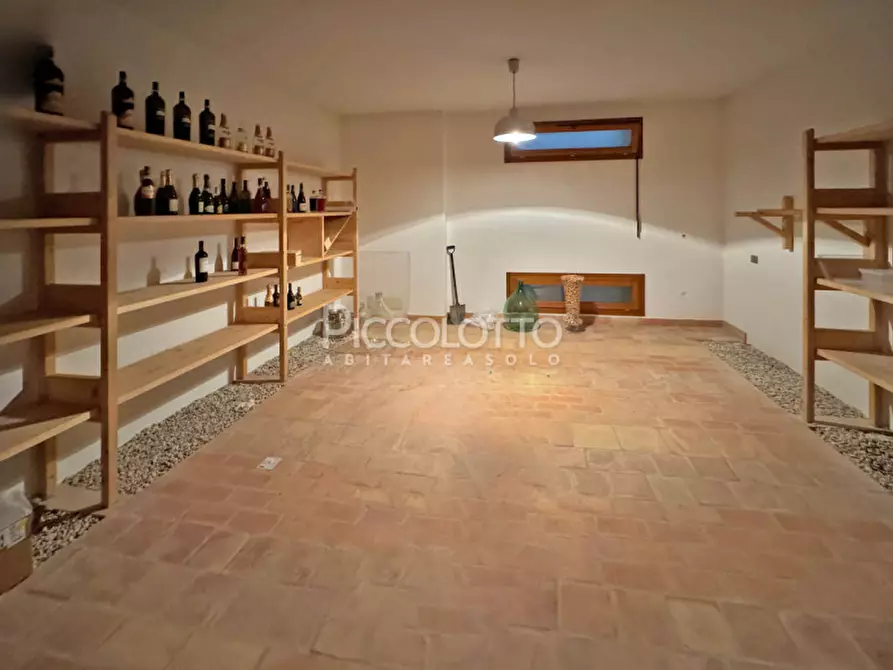 Immagine 29 di Villa in vendita  in via Cima Mandria a Montebelluna