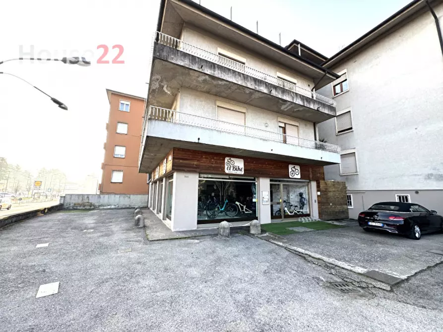 Immagine 3 di Negozio in vendita  in Viale Gian Giorgio Trissino 144 a Vicenza