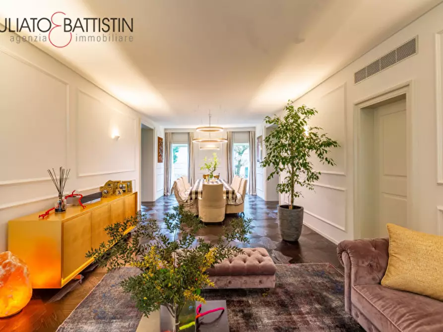 Immagine 1 di Appartamento in vendita  in Ponte degli Angeli a Vicenza