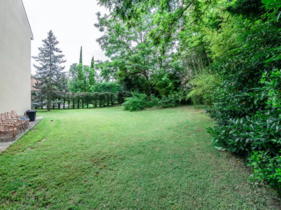 Immagine 5 di Villa in vendita  in via san lorenzo a Sasso Marconi