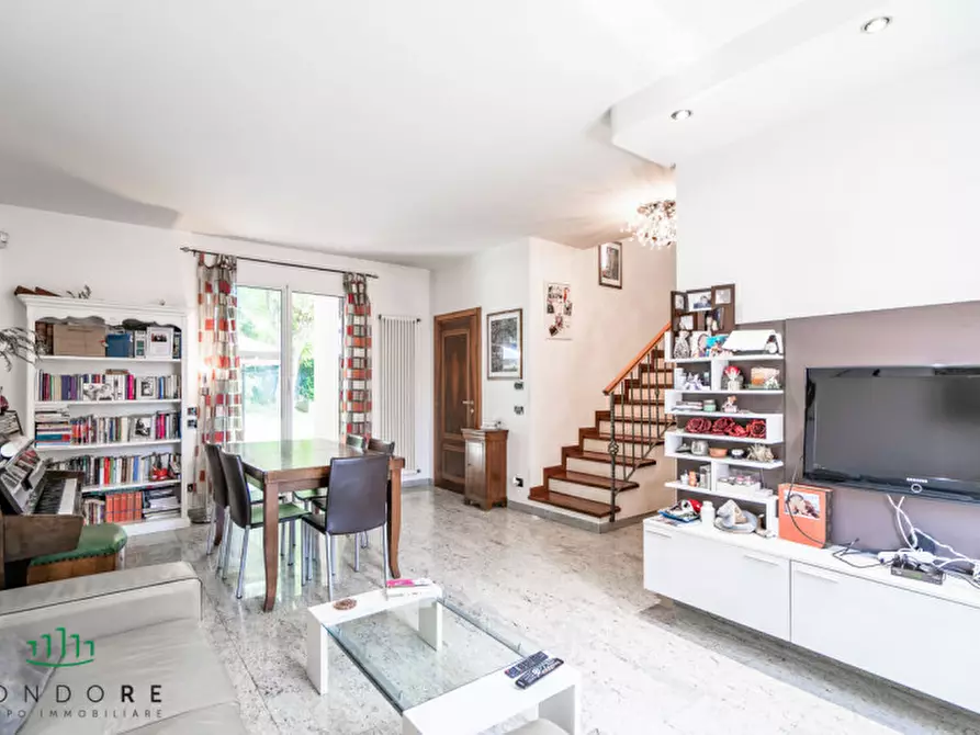 Immagine 27 di Villa in vendita  in via san lorenzo a Sasso Marconi