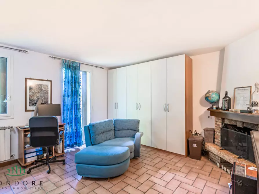 Immagine 37 di Villa in vendita  in via san lorenzo a Sasso Marconi