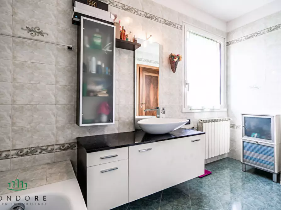 Immagine 55 di Villa in vendita  in via san lorenzo a Sasso Marconi