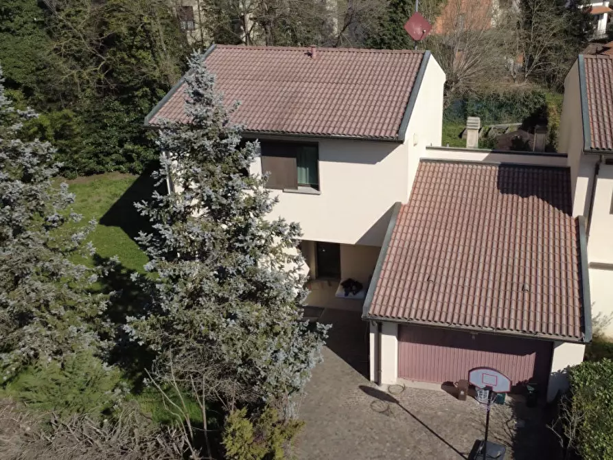 Immagine 59 di Villa in vendita  in via san lorenzo a Sasso Marconi