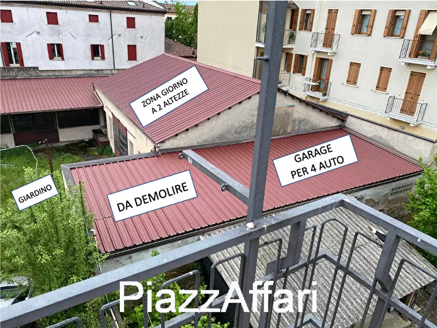 Immagine 1 di Casa indipendente in vendita  in Piove di Sacco a Piove Di Sacco