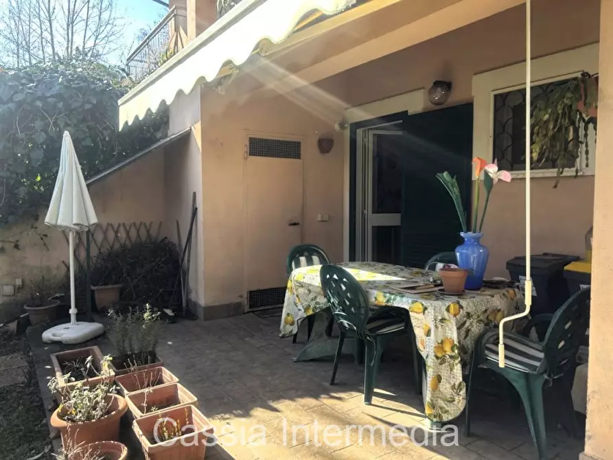 Immagine 4 di Villa in vendita  in Via Giovanni Battista Pergolesi a Nepi