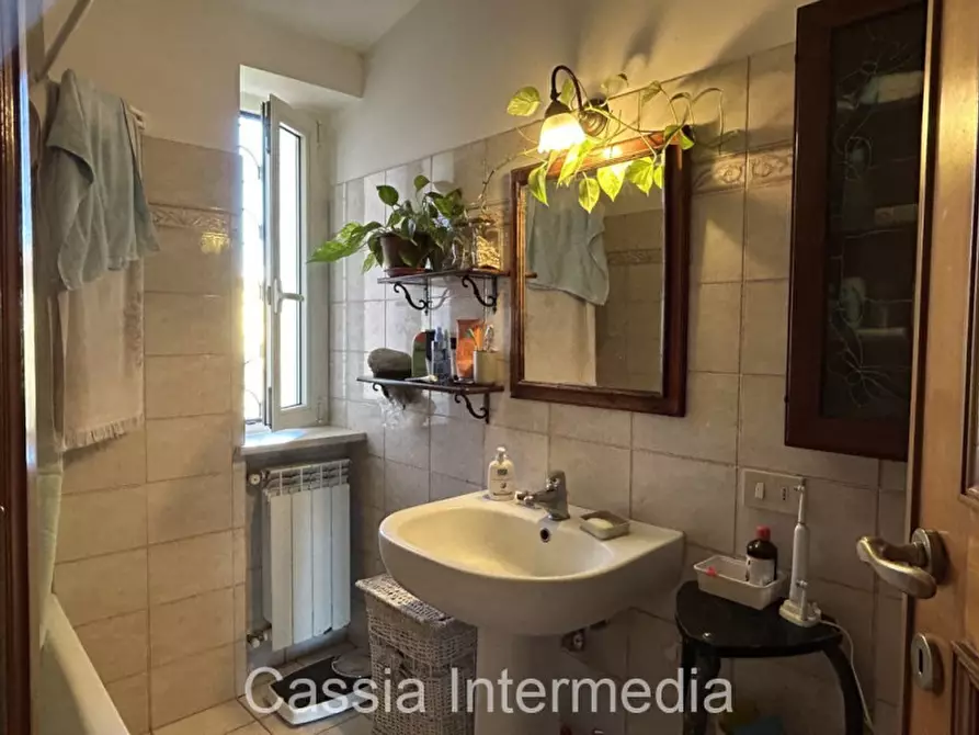 Immagine 30 di Villa in vendita  in Via Giovanni Battista Pergolesi a Nepi