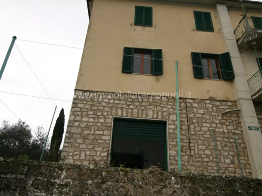 Immagine 22 di Appartamento in vendita  a Rapolano Terme