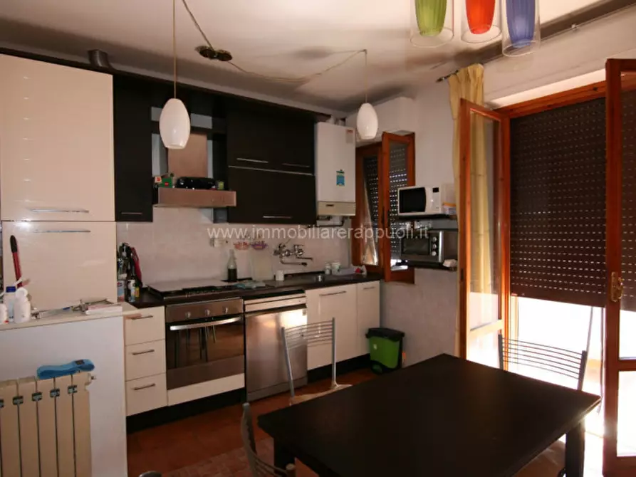 Immagine 5 di Appartamento in vendita  a Sinalunga