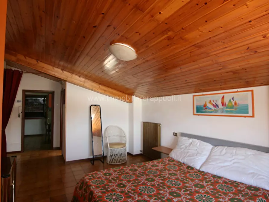 Immagine 17 di Appartamento in vendita  a Sinalunga