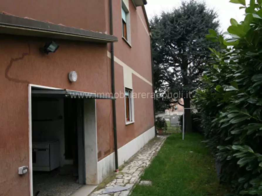Immagine 13 di Casa indipendente in vendita  a Sinalunga