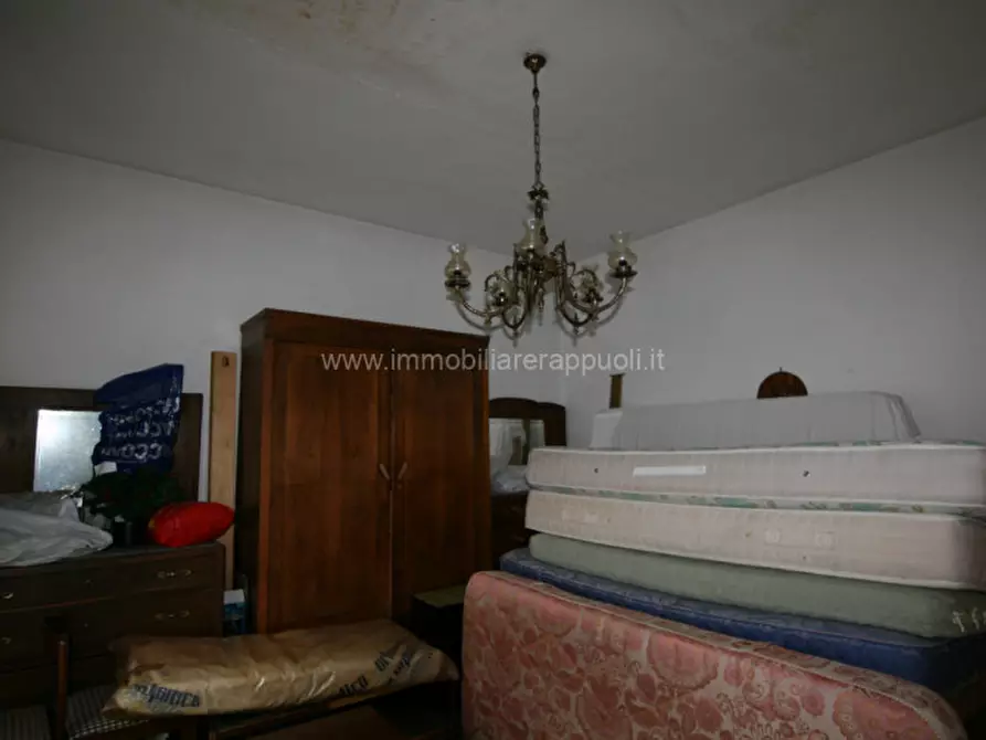 Immagine 21 di Casa indipendente in vendita  a Sinalunga