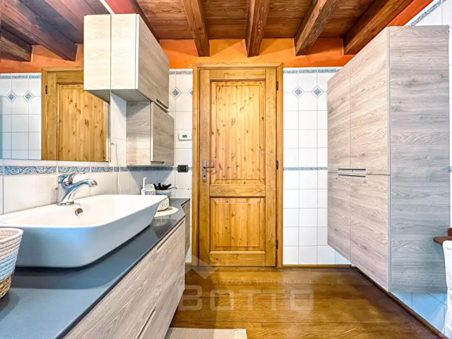 Immagine 20 di Villa in vendita  in localita' sarcalino a Caprile