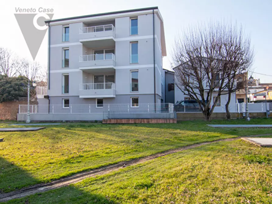 Immagine 3 di Appartamento in vendita  in Via Roma a Piove Di Sacco