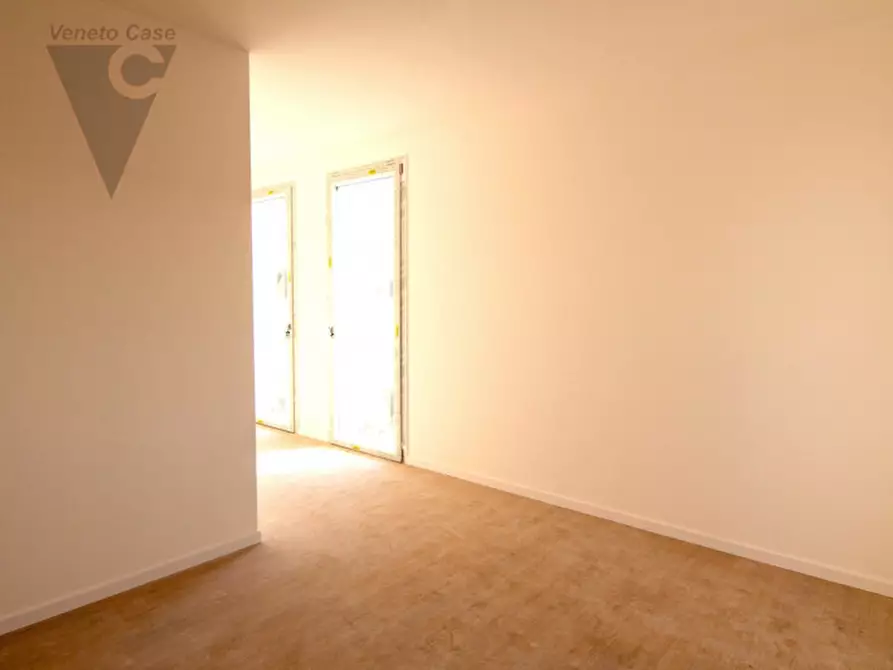 Immagine 17 di Appartamento in vendita  in Via Roma a Piove Di Sacco