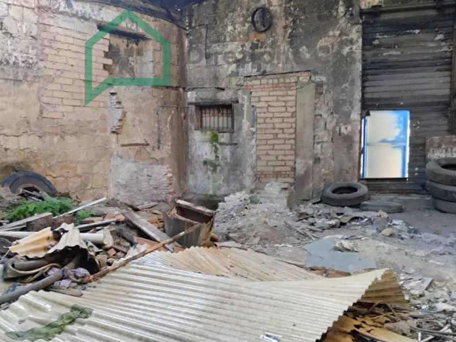 Immagine 8 di Capannone industriale in affitto  in Via Filippo Maria Briganti, 112 a Napoli