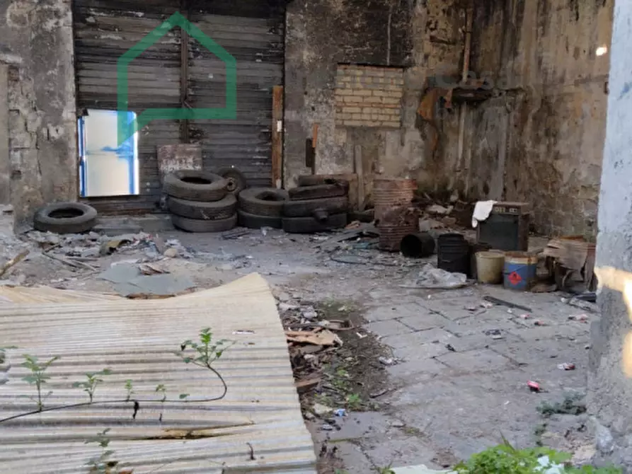 Immagine 10 di Capannone industriale in affitto  in Via Filippo Maria Briganti, 112 a Napoli