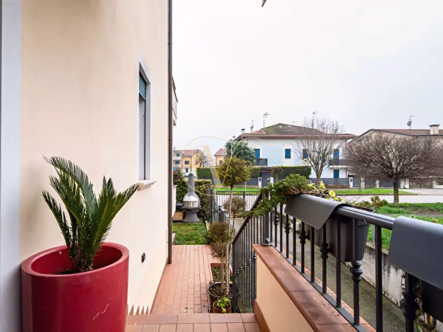 Immagine 9 di Appartamento in vendita  in Via San Marco 5 a Bovolenta