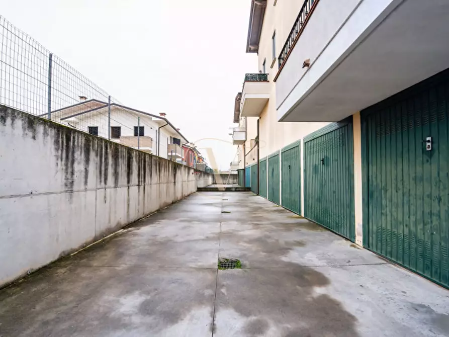 Immagine 30 di Appartamento in vendita  in Via San Marco 5 a Bovolenta