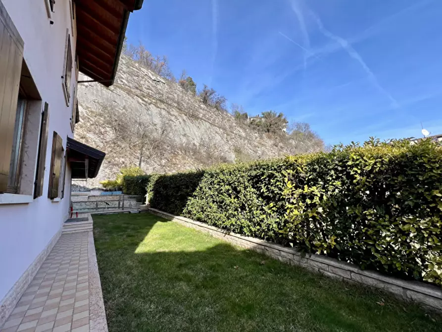 Immagine 10 di Villa in vendita  in Via al Capitello a Trento