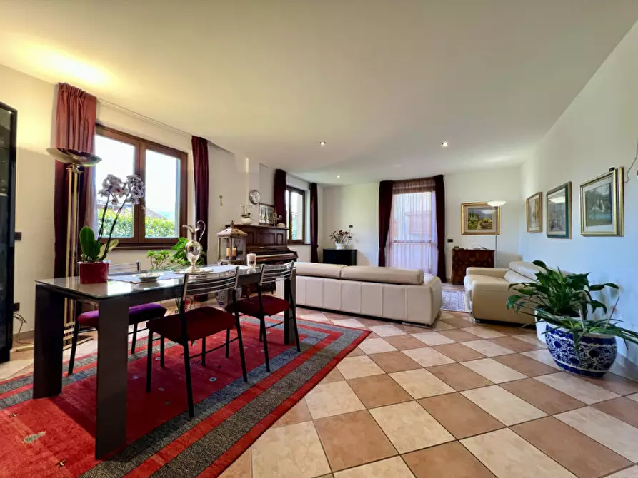 Immagine 21 di Villa in vendita  in Via al Capitello a Trento