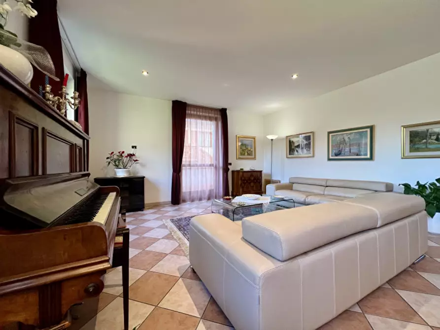 Immagine 22 di Villa in vendita  in Via al Capitello a Trento