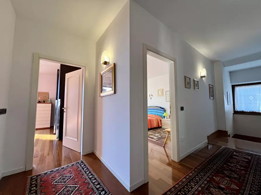 Immagine 35 di Villa in vendita  in Via al Capitello a Trento